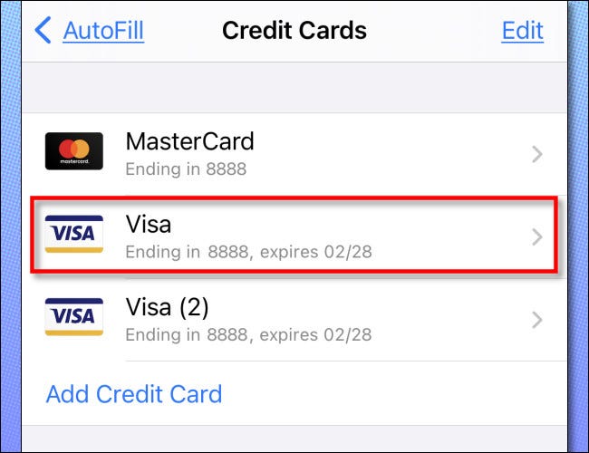 如何在 iPhone 和 iPad 上的 Safari 浏览器中查看保存的信用卡号