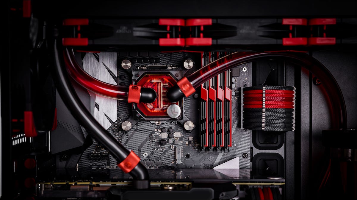 如何为您的 PC 选择主板:寻找什么 如何为您的 PC 选择主板:寻找什么