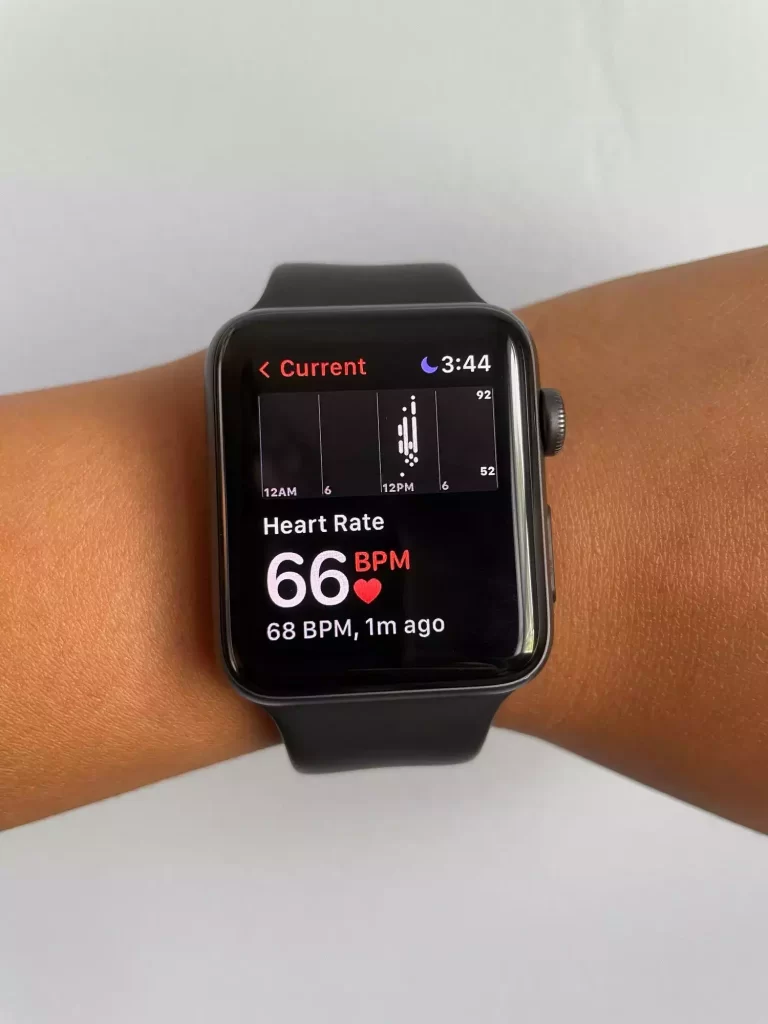 如何在 Apple Watch 上监测您的心率并将其设置为通知您不规则的心率或节律