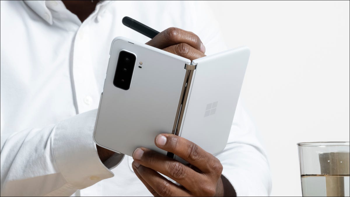 微软的 Surface Duo 2 颠覆了原有的设计 微软的 Surface Duo 2 颠覆了原有的设计