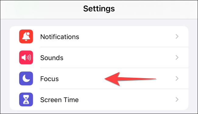 Open-Settings-app-and-choose-focus-on-iphone-or-ipad