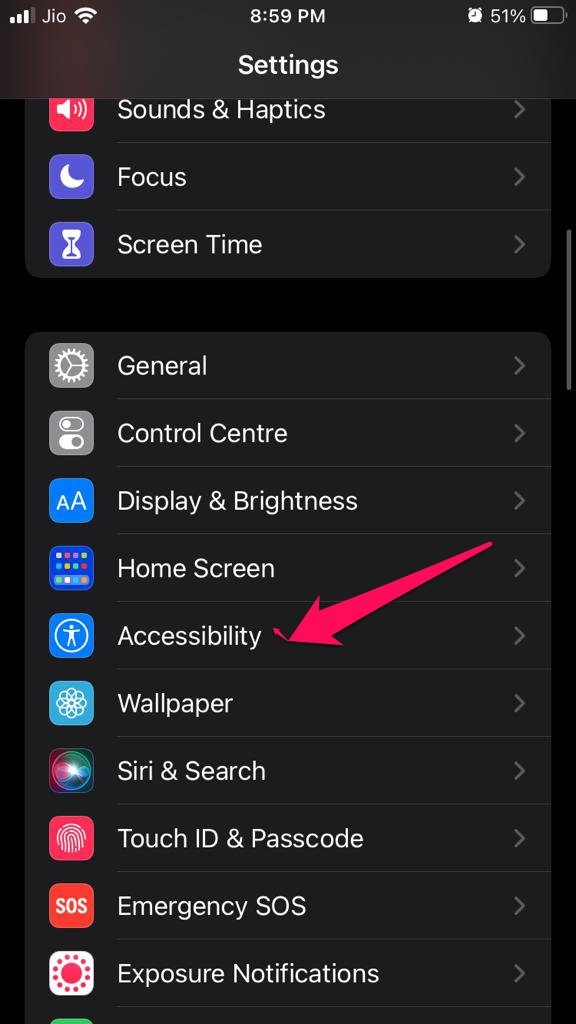 如何修复 iPhone 屏幕变成黑白的？