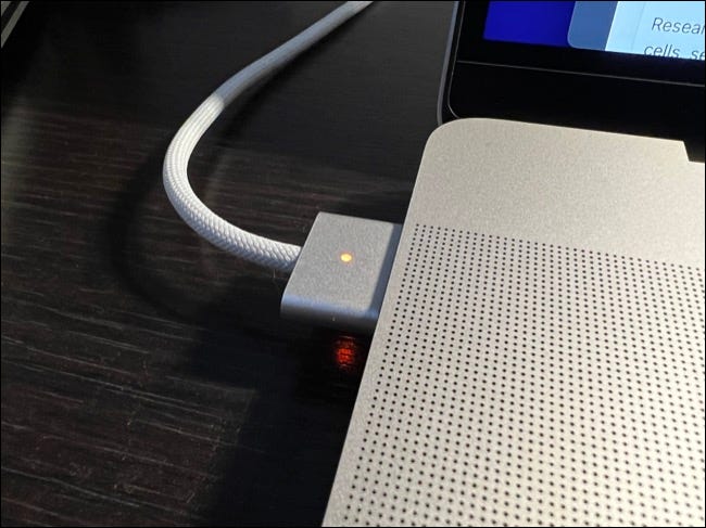 购买二手 Mac 或 MacBook?购买前检查这些东西 购买二手 Mac 或 MacBook?购买前检查这些东西